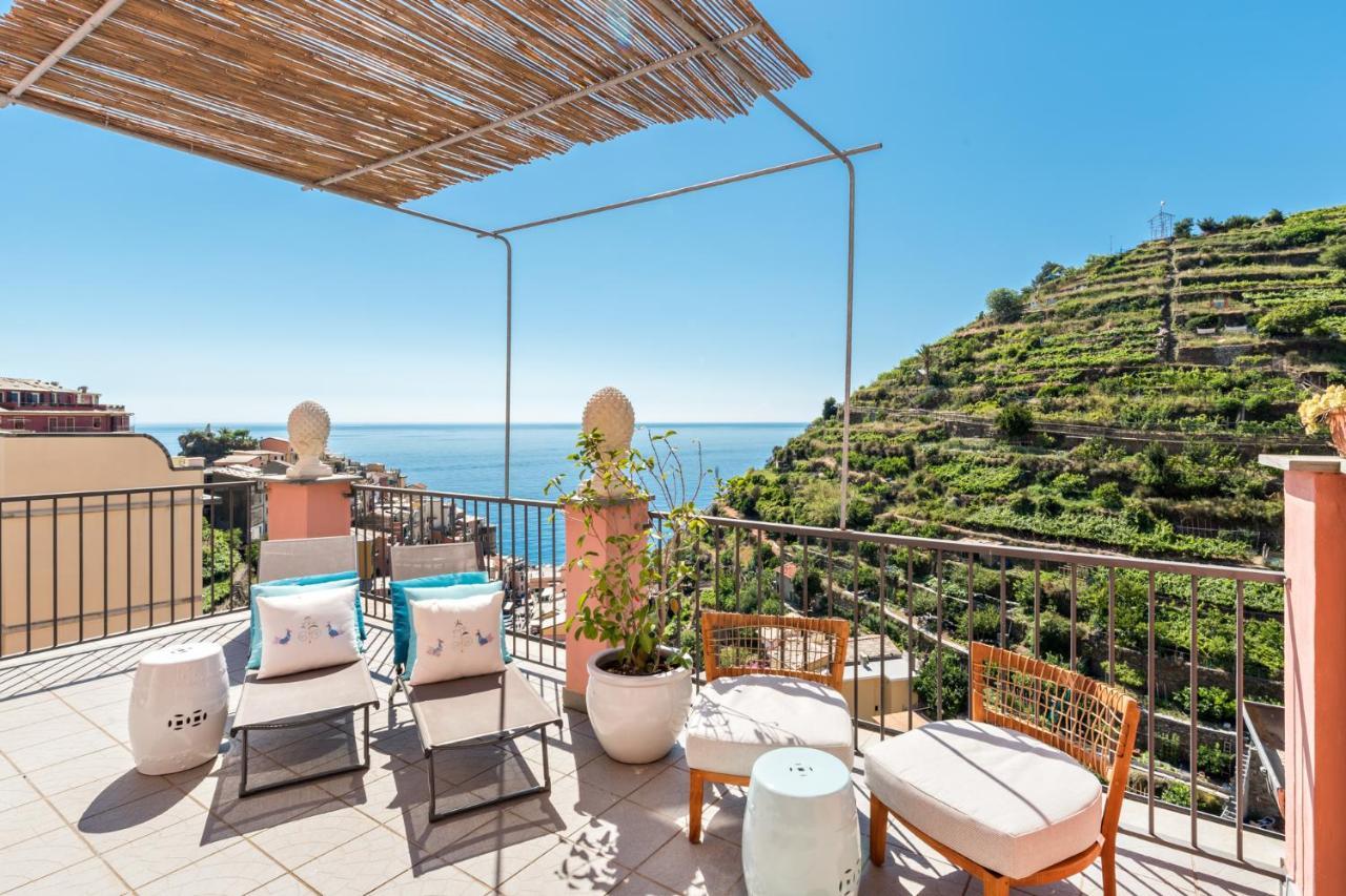 La Torretta Lodge Манарола Экстерьер фото