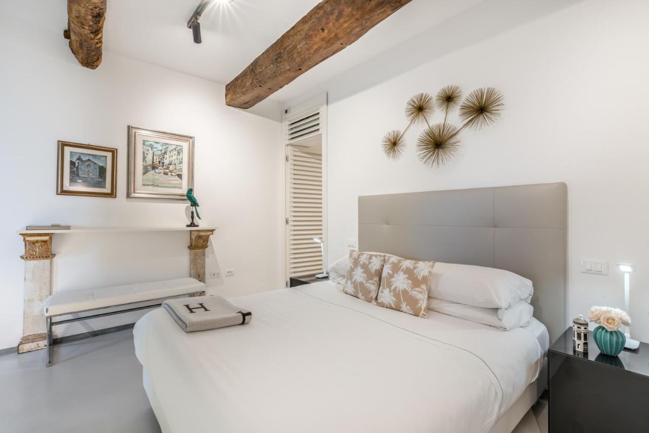 La Torretta Lodge Манарола Экстерьер фото